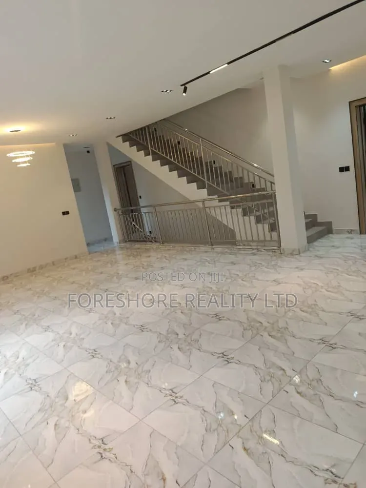 4bdrm Duplex in Adeoye Court, Berger for rent in Berger