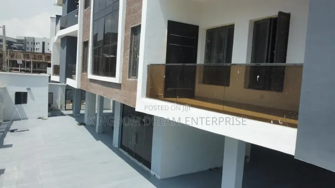 4bdrm Apartment in Off Freedom Way, Ikate for sale in Ikate