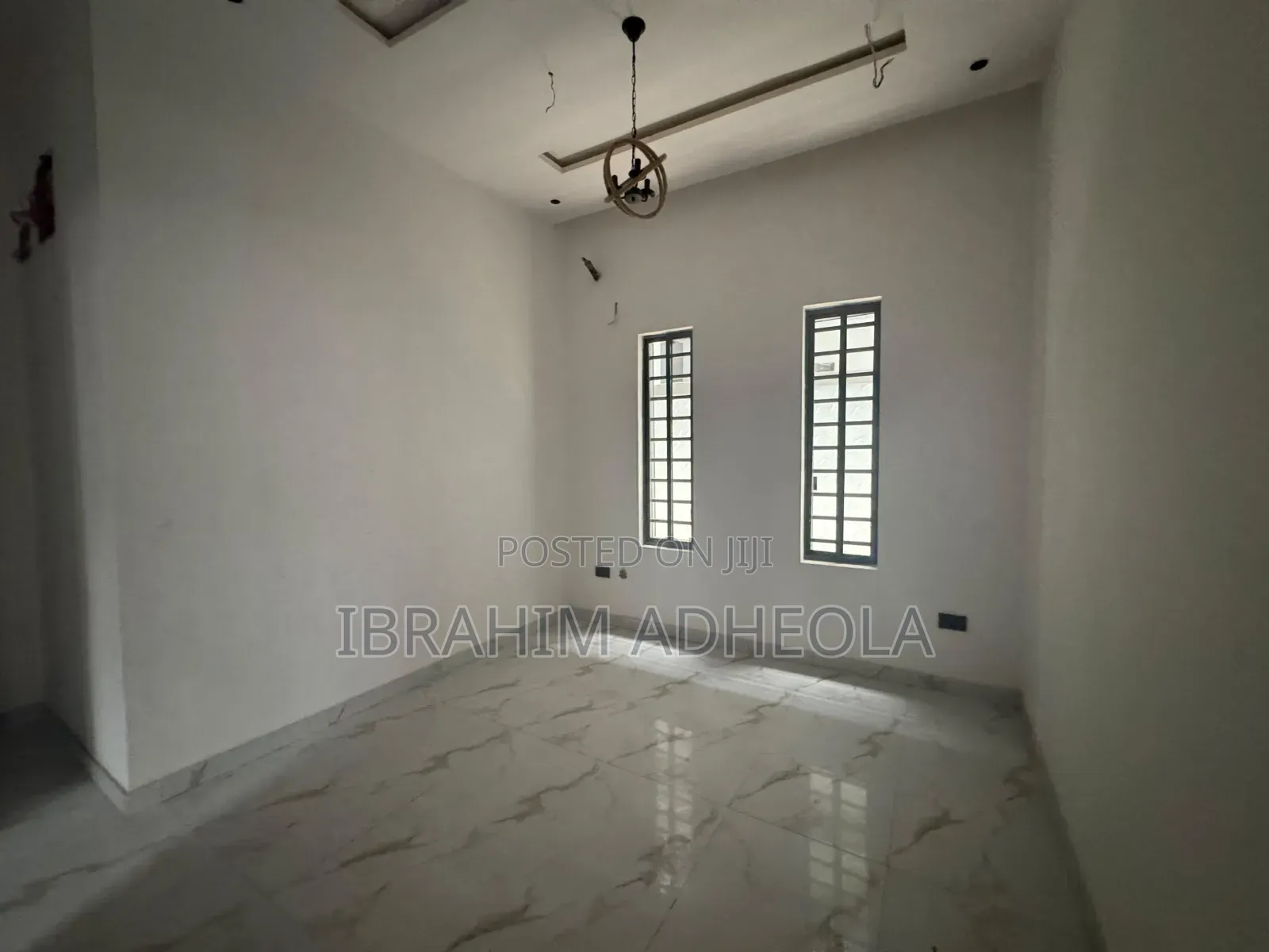 5bdrm Duplex in Omole Phase2 for sale in Omole Phase 2