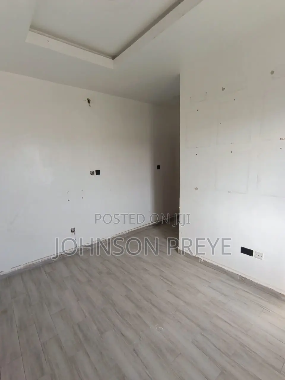2bdrm Apartment in Inside An Estate, Lekki Phase 1 for rent in Lekki Phase 1