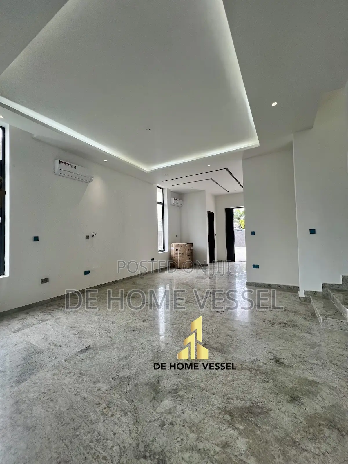 5bdrm Duplex in Banana Island for sale in Banana Island