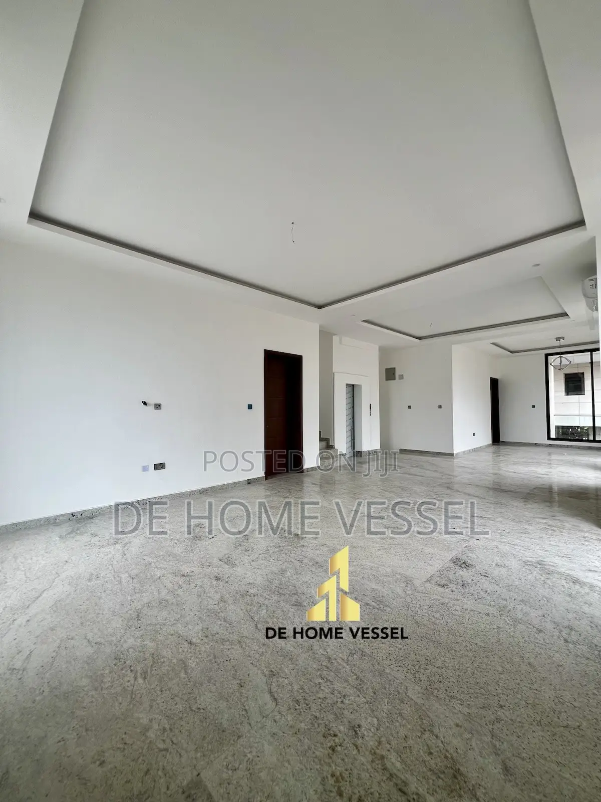5bdrm Duplex in Banana Island for sale in Banana Island