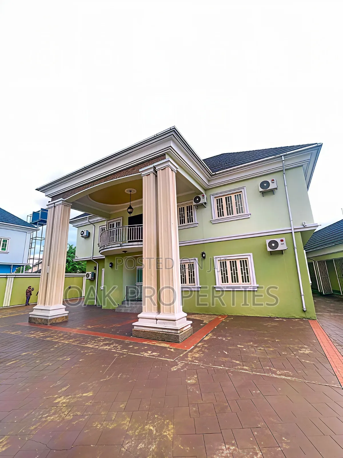 5bdrm Duplex in Eliozu for sale in Eliozu