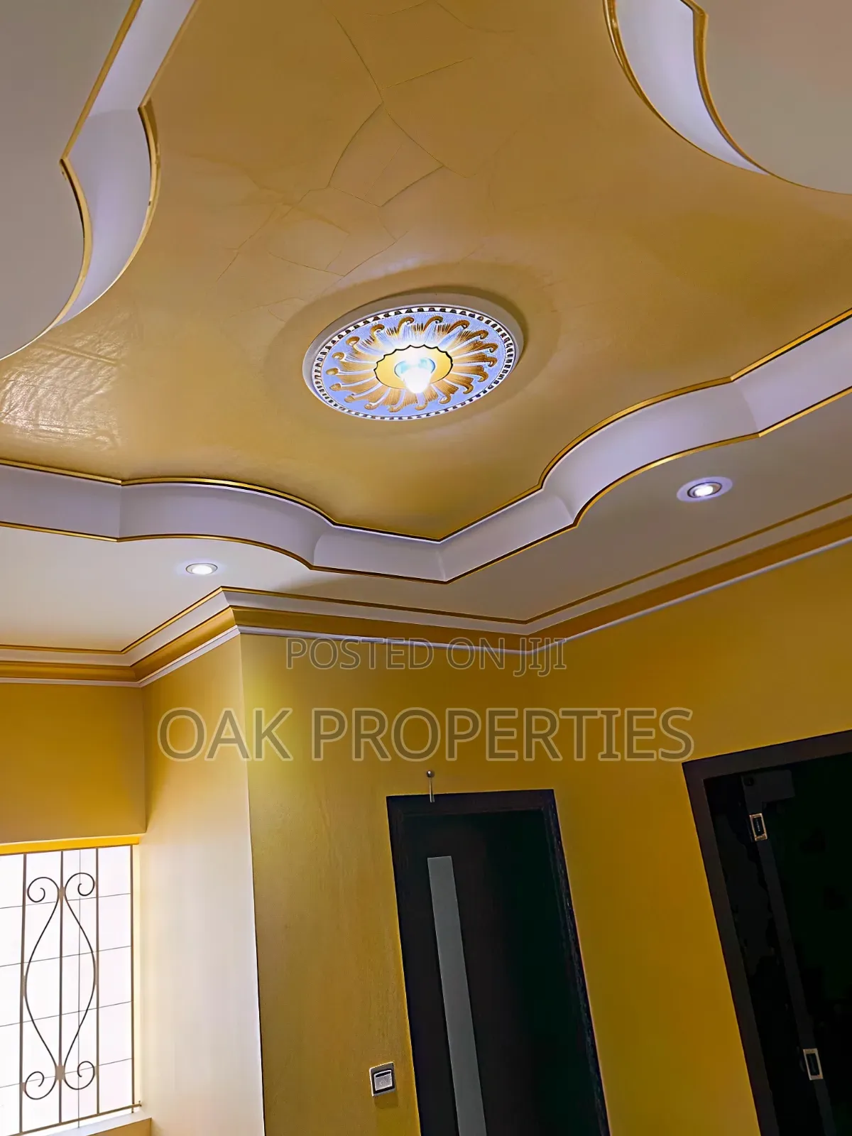 5bdrm Duplex in Eliozu for sale in Eliozu