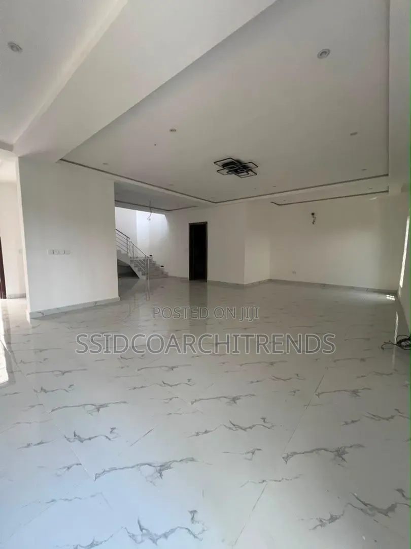 3bdrm Duplex in Call To Access for rent in Abraham Adesanya Estate
