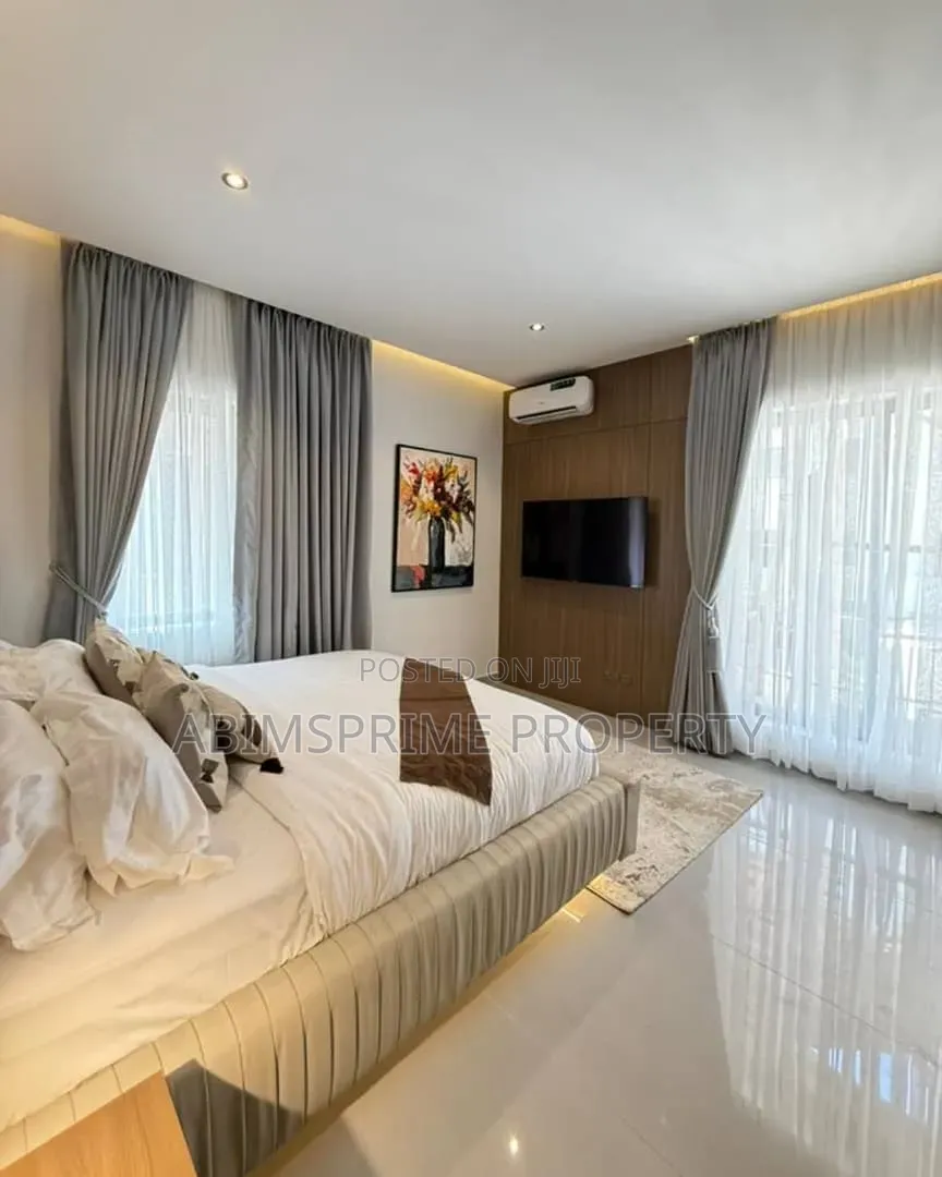 3bdrm Block of Flats in Den Heigths, Lekki Expressway for sale in Lekki Expressway