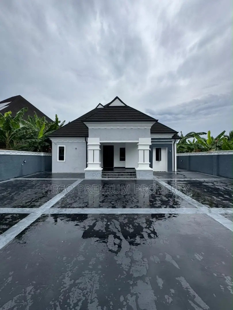 4bdrm Bungalow in Egbelu, Obio-Akpor for sale in Obio-Akpor