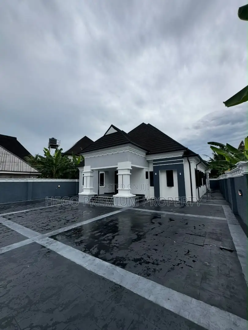 4bdrm Bungalow in Egbelu, Obio-Akpor for sale in Obio-Akpor