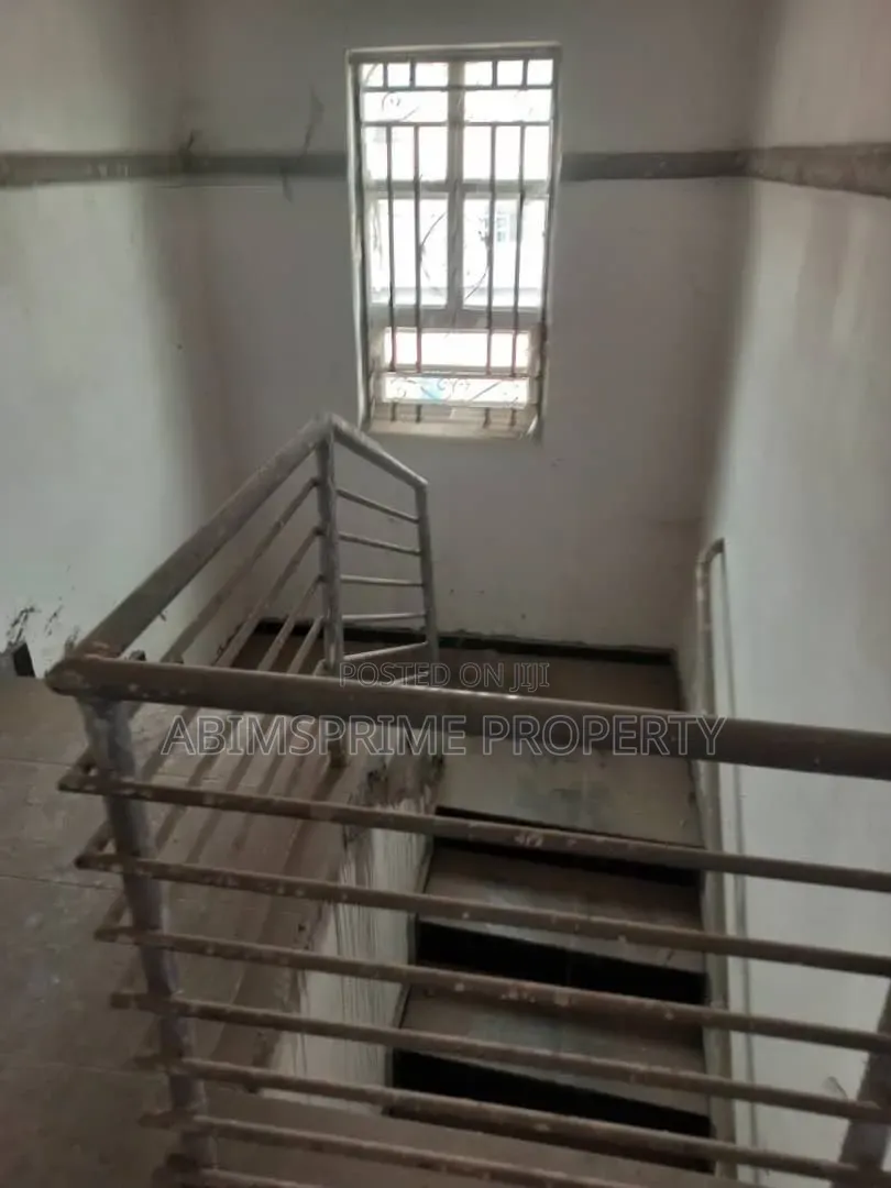 5bdrm Duplex in Arepo, Obafemi-Owode for sale in Obafemi-Owode