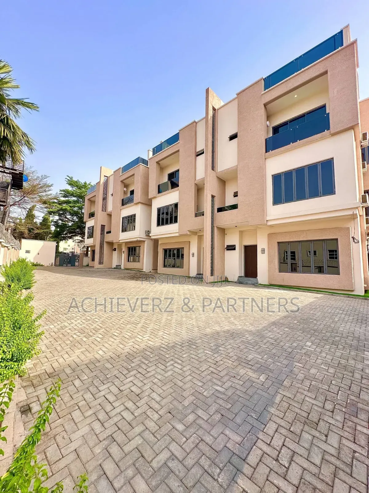Furnished 4bdrm Duplex in Utako for rent in Utako