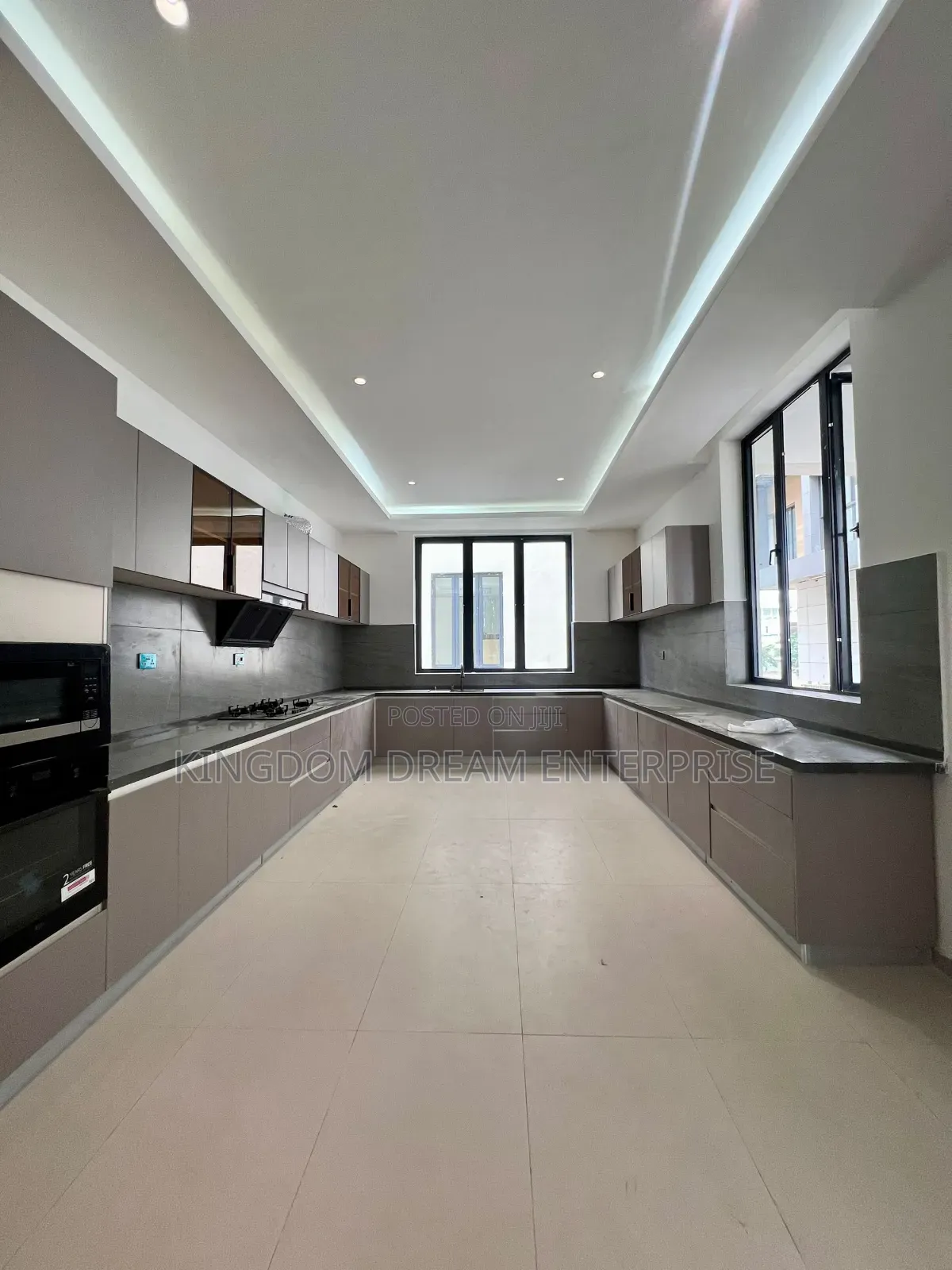 5bdrm Duplex in Ikoyi Lagos for sale in Old Ikoyi