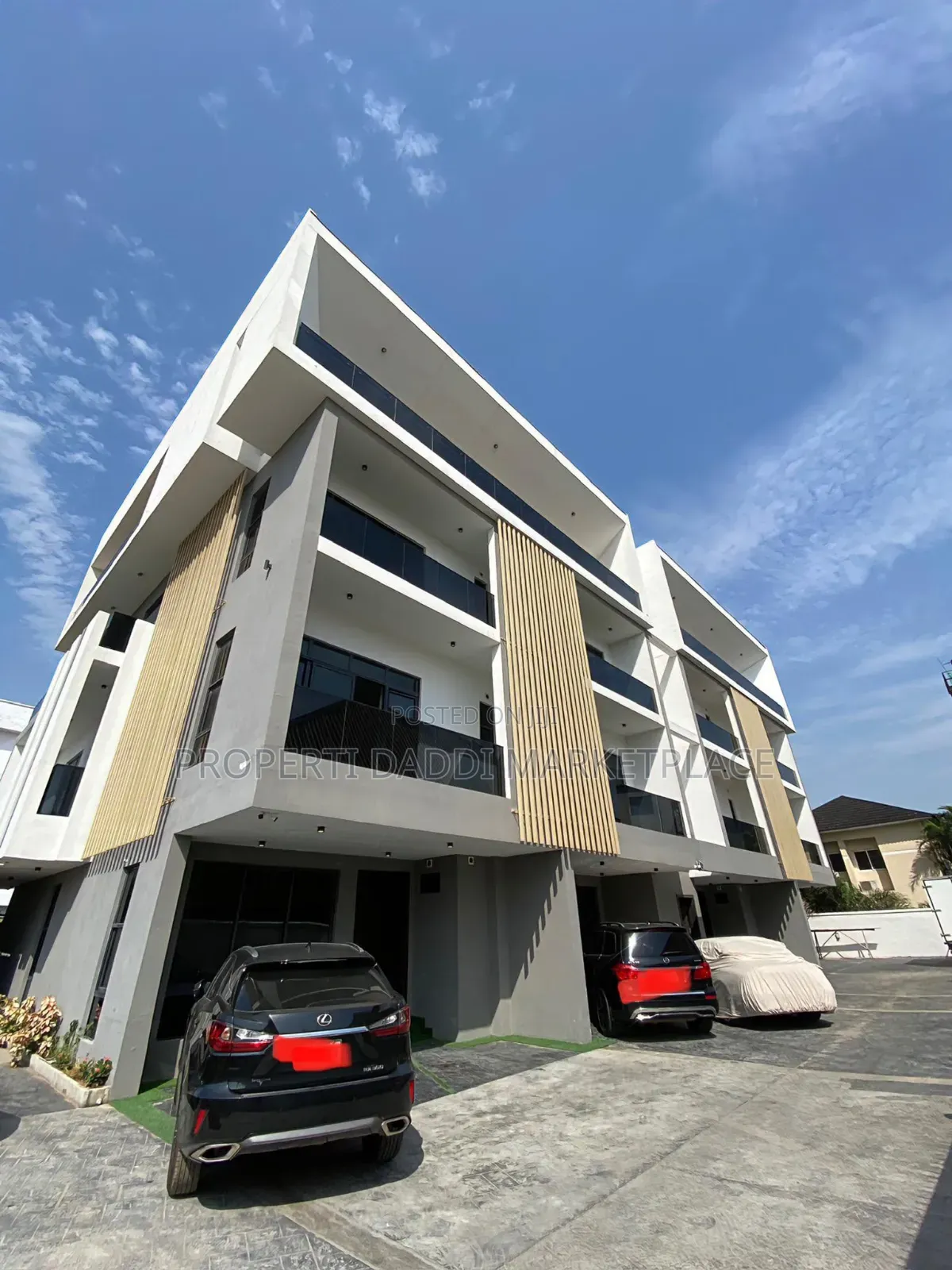 Furnished 4bdrm Townhouse/Terrace in Lekki Phase 1 for sale in Lekki Phase 1
