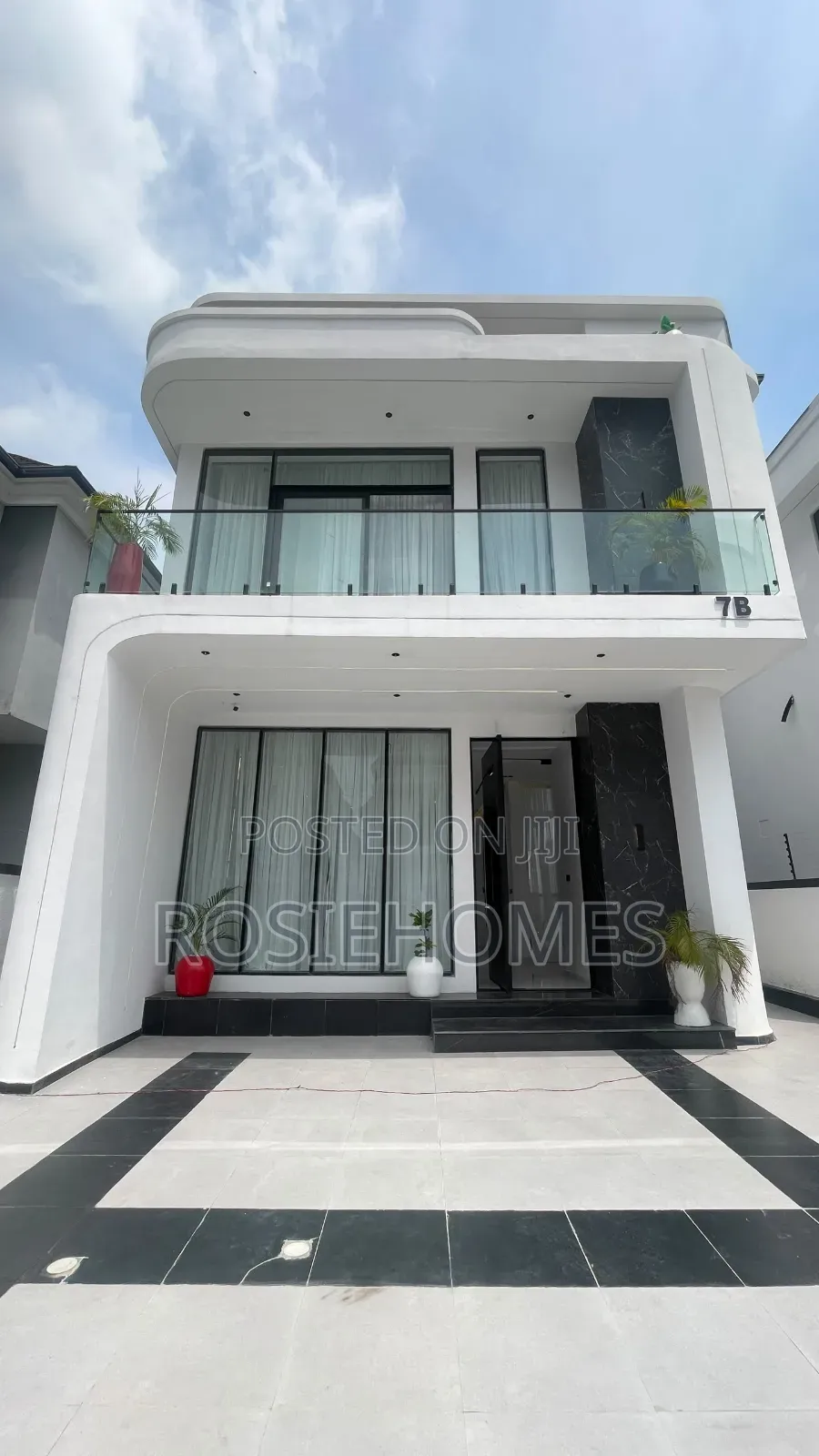 5bdrm Duplex in Harris Drive, VGC / Ajah for sale in VGC / Ajah