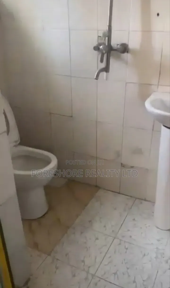 3bdrm Apartment in Aladelola, Ketu-Ikosi for rent in Ketu-Ikosi