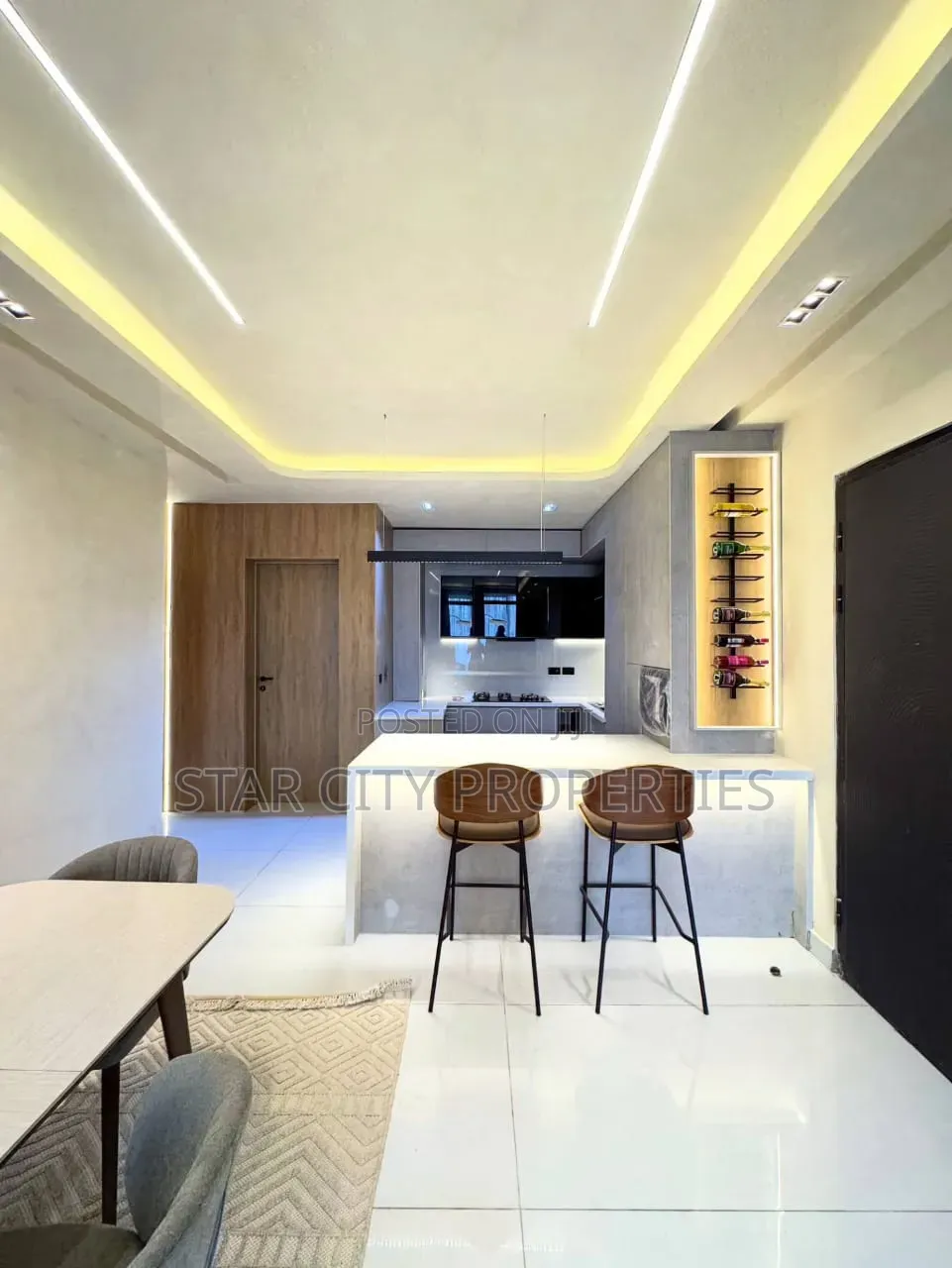 2bdrm Apartment in Off Admiralty Lekki for sale in Lekki Phase 1