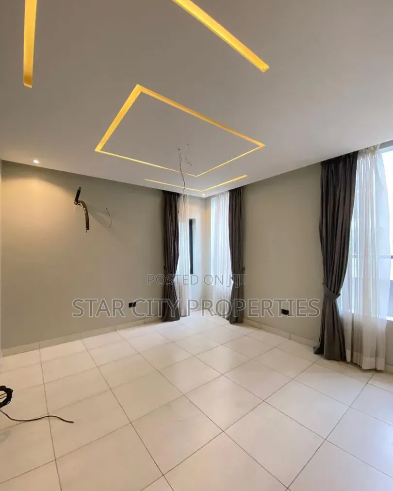 4bdrm Townhouse/Terrace in Lekki Phase 1 for sale in Lekki Phase 1