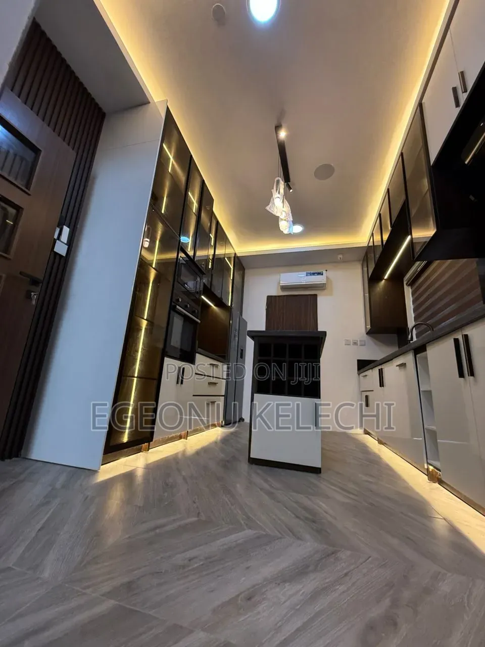 4bdrm Duplex in Woji for sale in Woji
