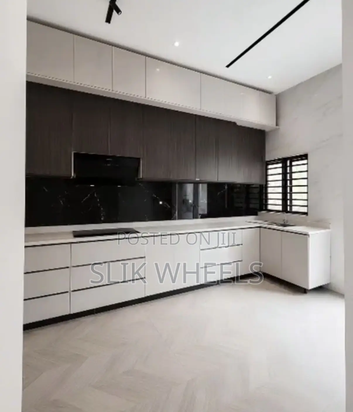 4bdrm Townhouse/Terrace in Guzape District for sale in Guzape District