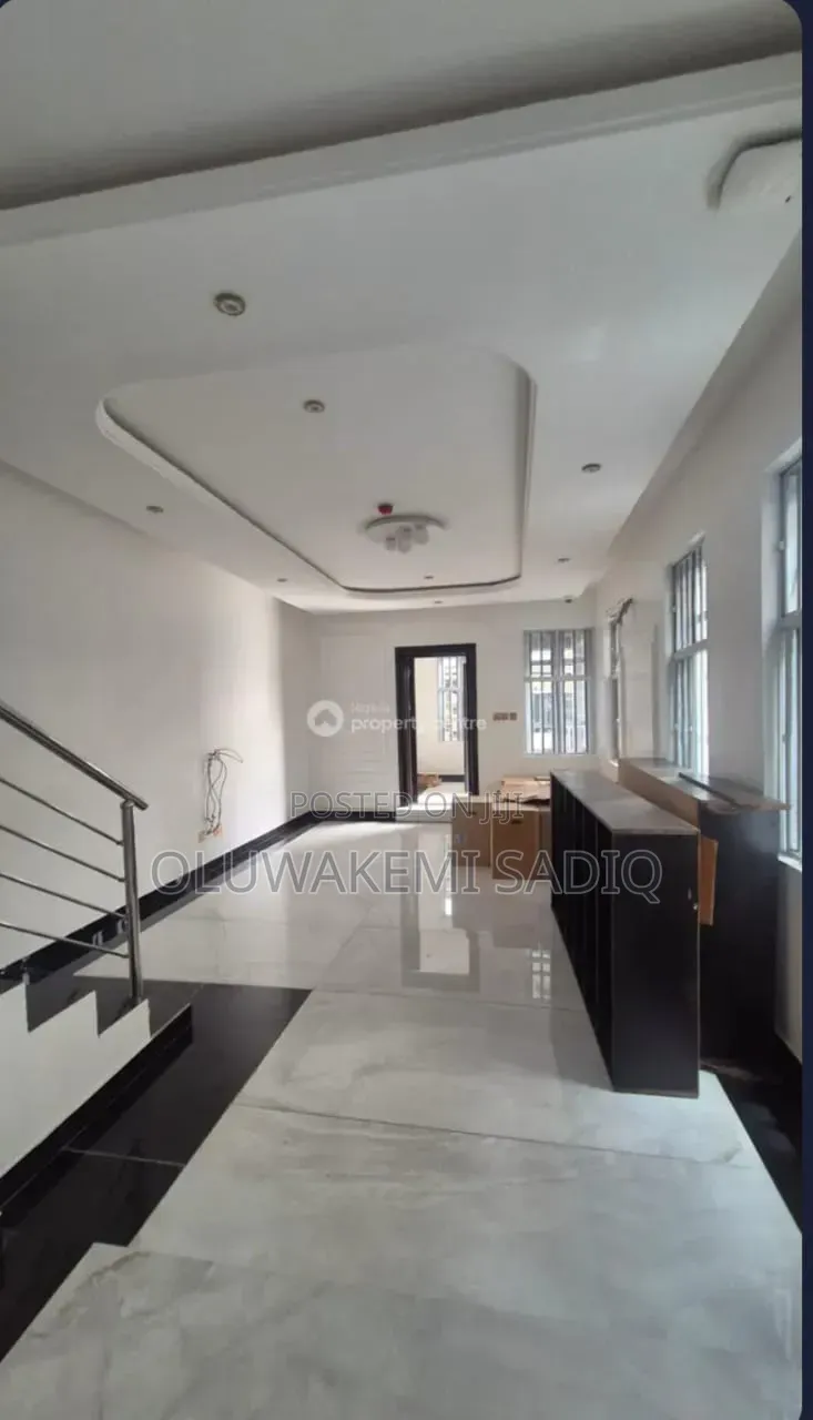 4bdrm Duplex in Ikeja Gra for rent in Ikeja GRA