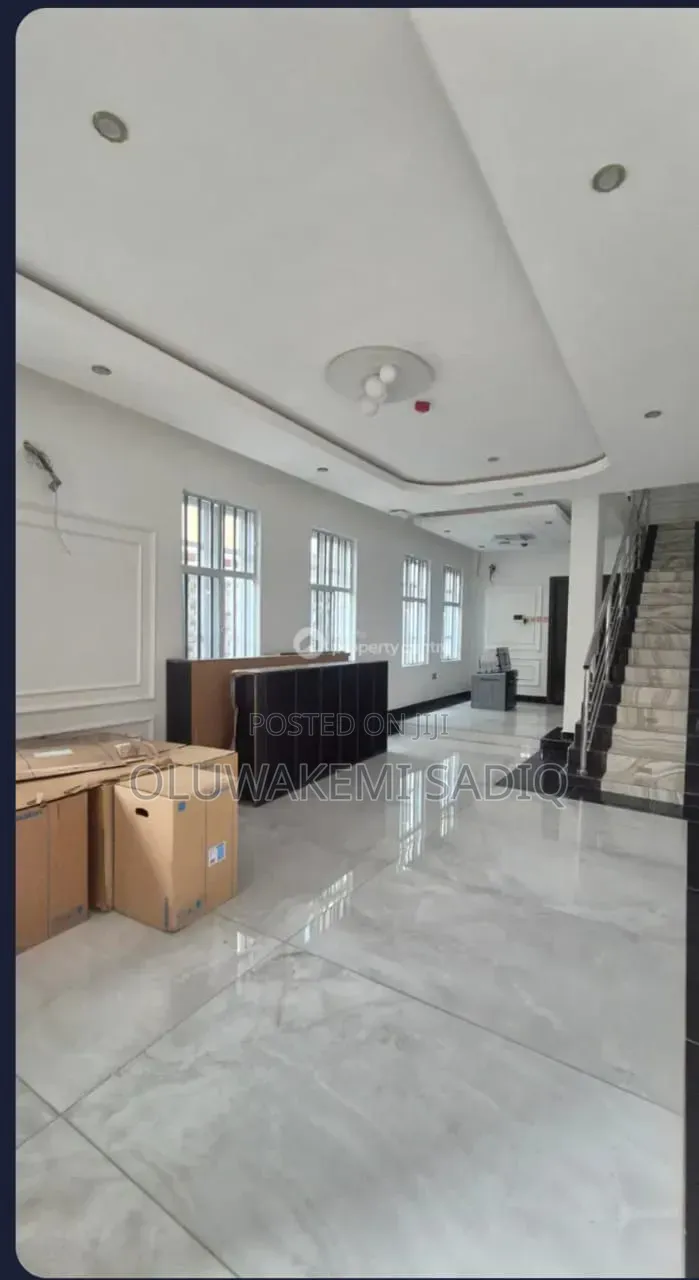 4bdrm Duplex in Ikeja Gra for rent in Ikeja GRA