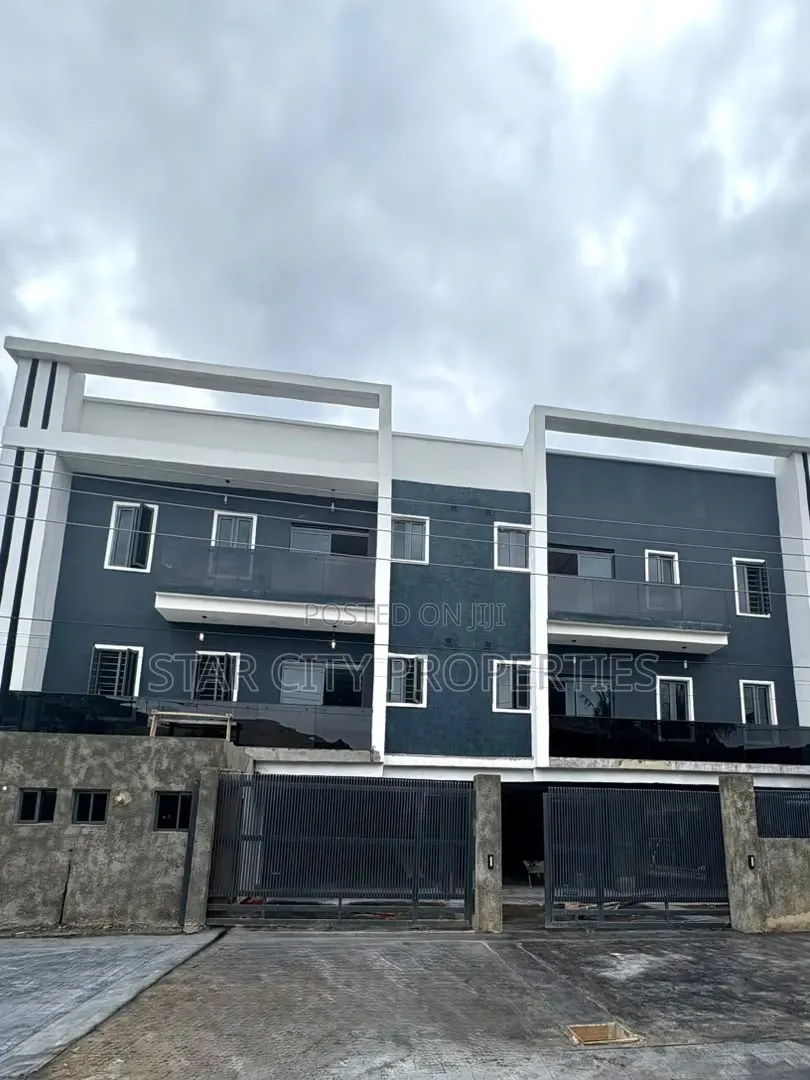 2bdrm Apartment in Magodo Phase 2 Gra for sale in GRA Phase 2 Shangisha