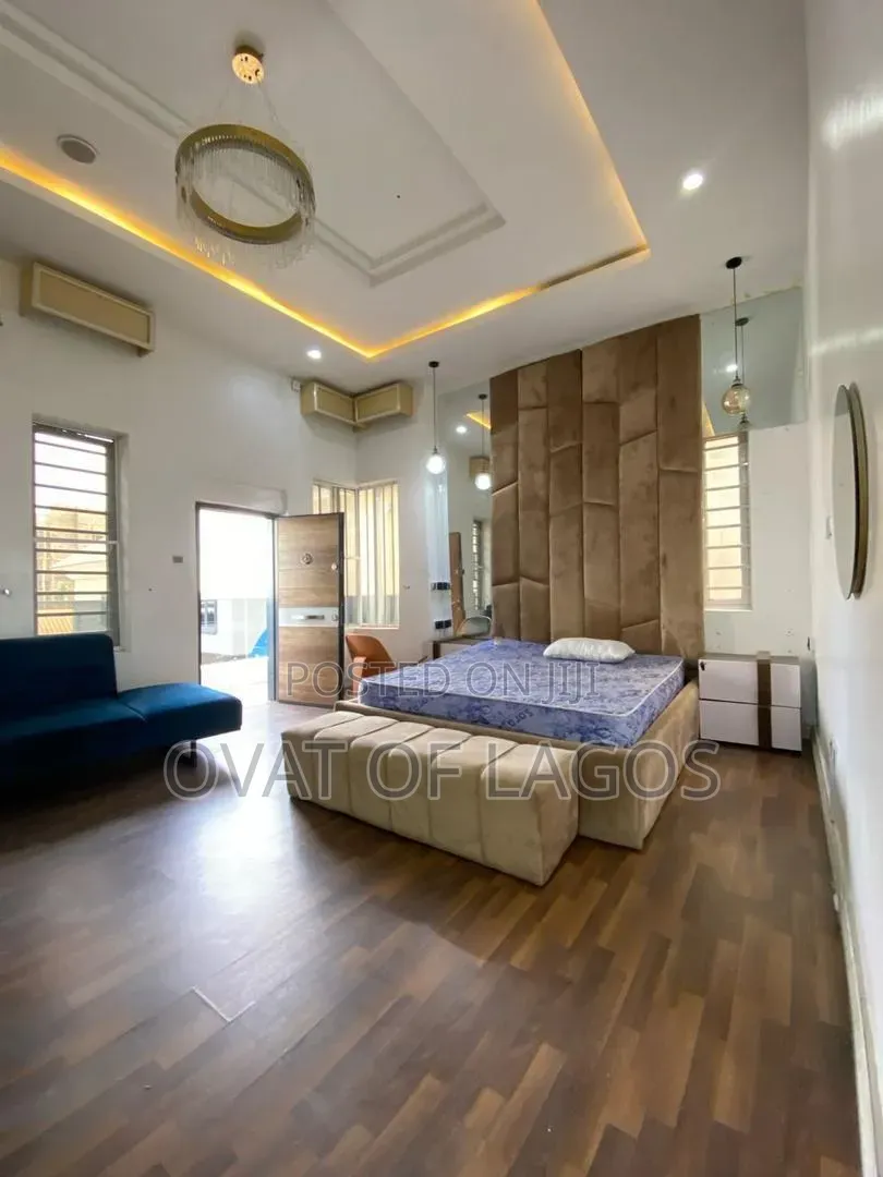 4bdrm Duplex in Chevron for rent in Chevron