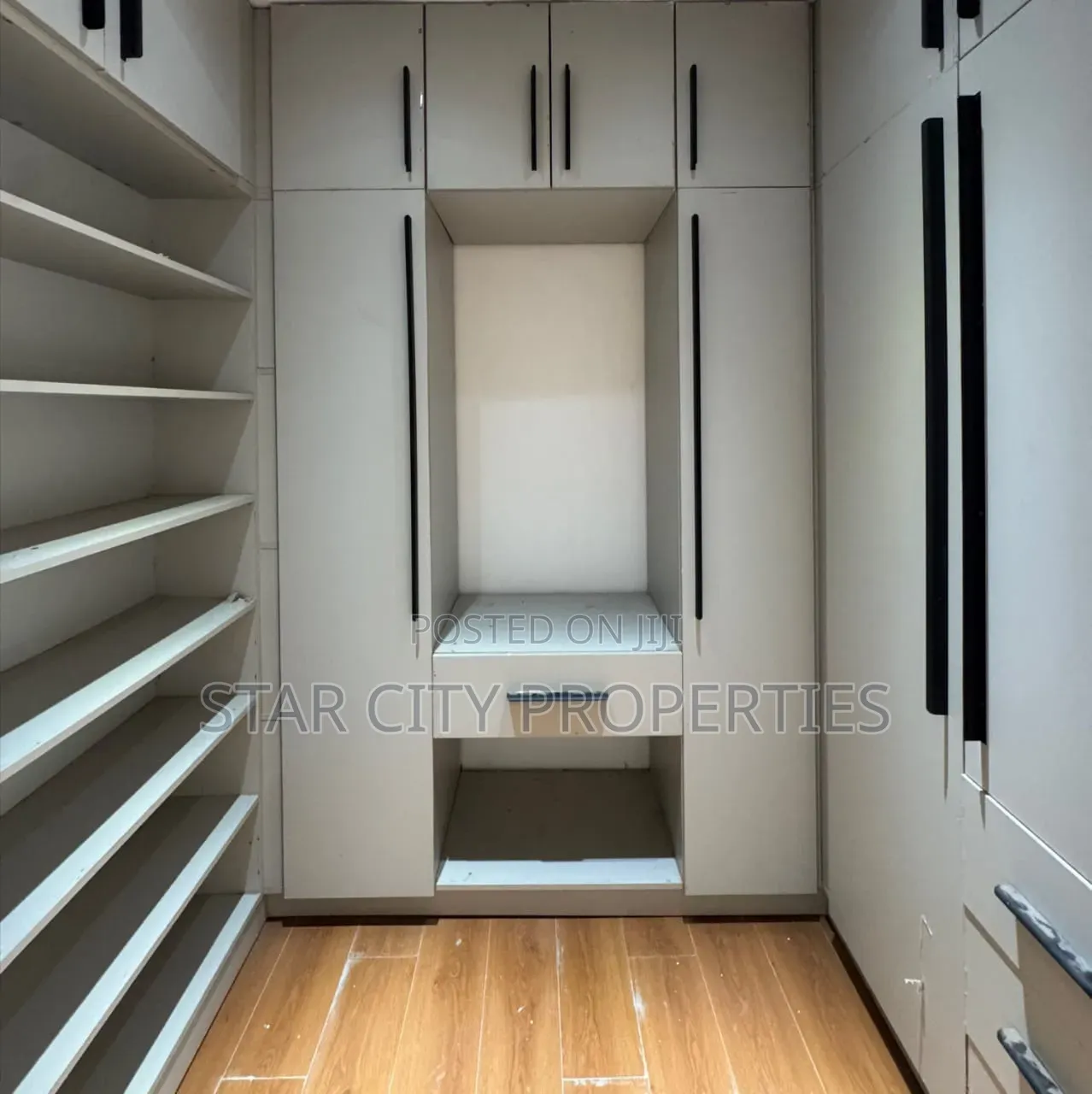 3bdrm Apartment in Old Ikoyi for sale in Old Ikoyi
