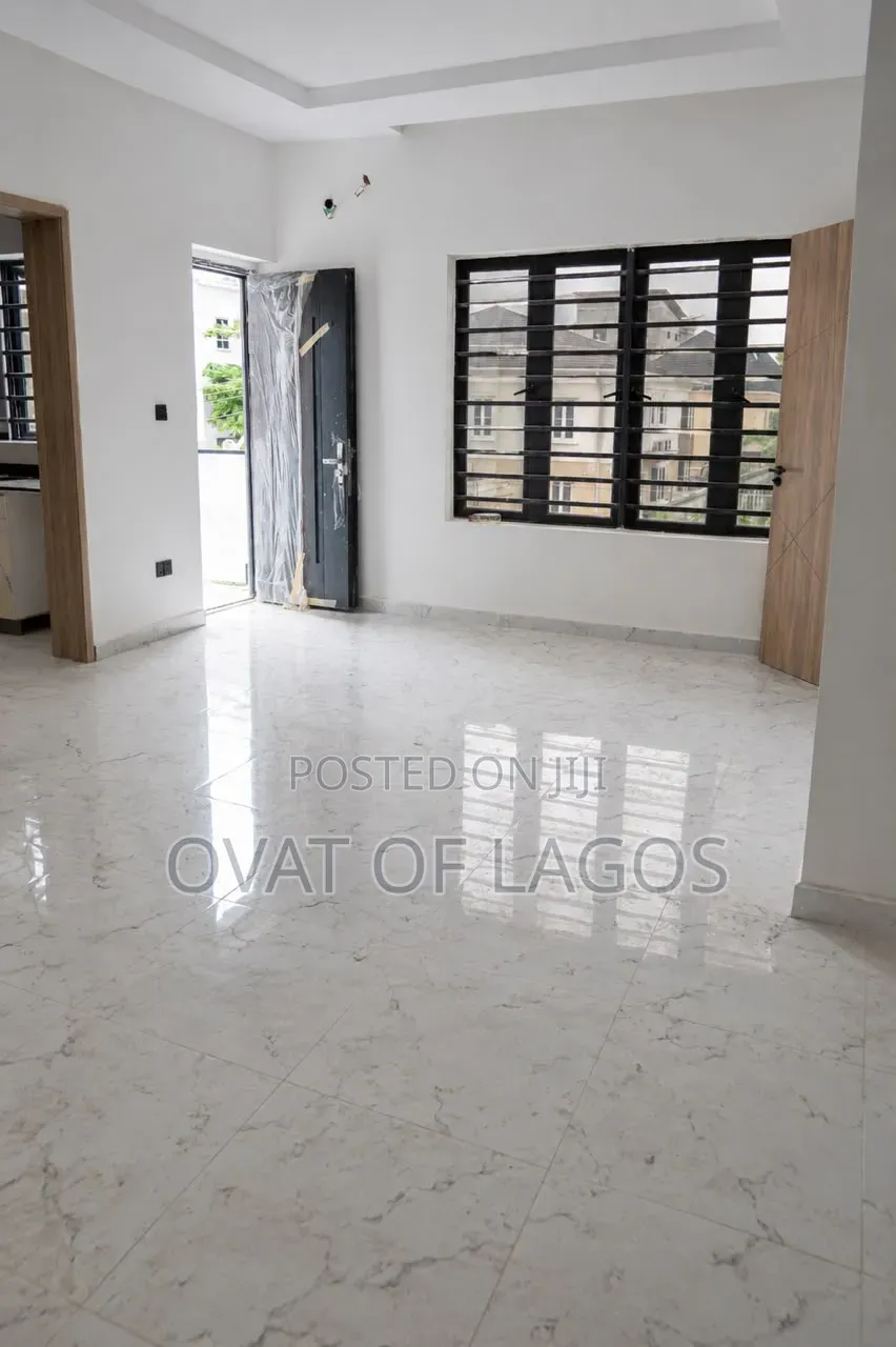 2bdrm Apartment in Lekki Phase 1 for sale in Lekki Phase 1