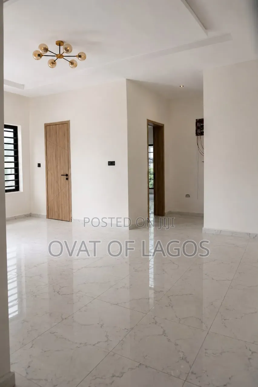 2bdrm Apartment in Lekki Phase 1 for sale in Lekki Phase 1