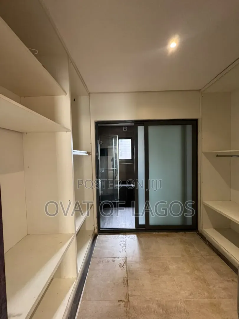 3bdrm Duplex in Lekki Phase 1 for rent in Lekki Phase 1