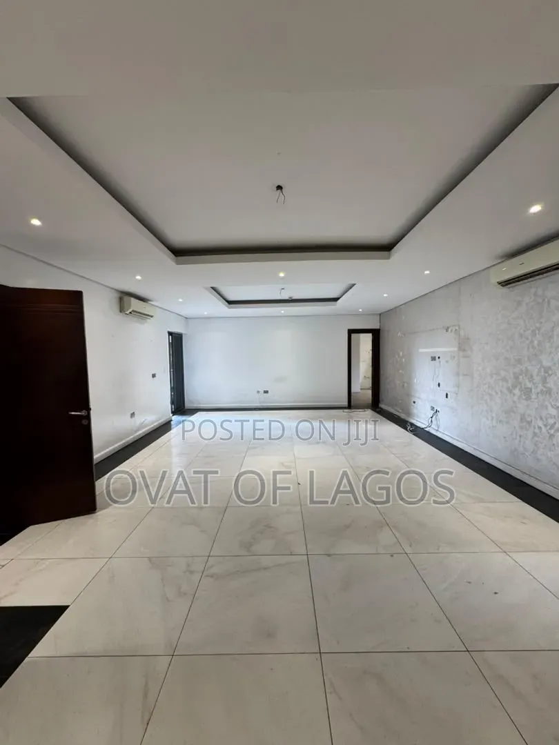 3bdrm Duplex in Lekki Phase 1 for rent in Lekki Phase 1