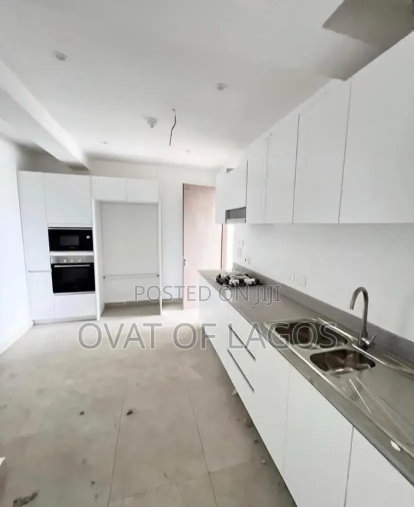 2bdrm Apartment in Lekki Phase 1 for rent in Lekki Phase 1