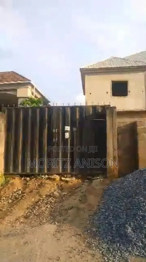 2bdrm Block of Flats in Golf Estate, Enugu for sale in Enugu