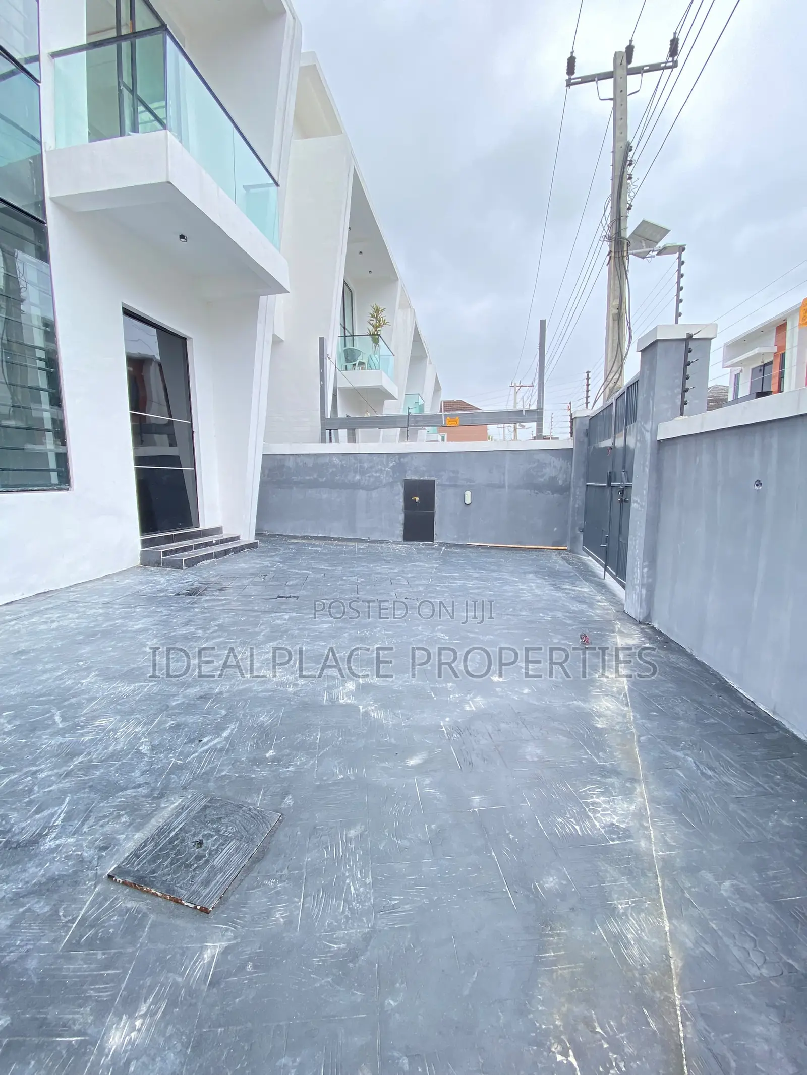 4bdrm Duplex in Sangotedo for sale in Sangotedo