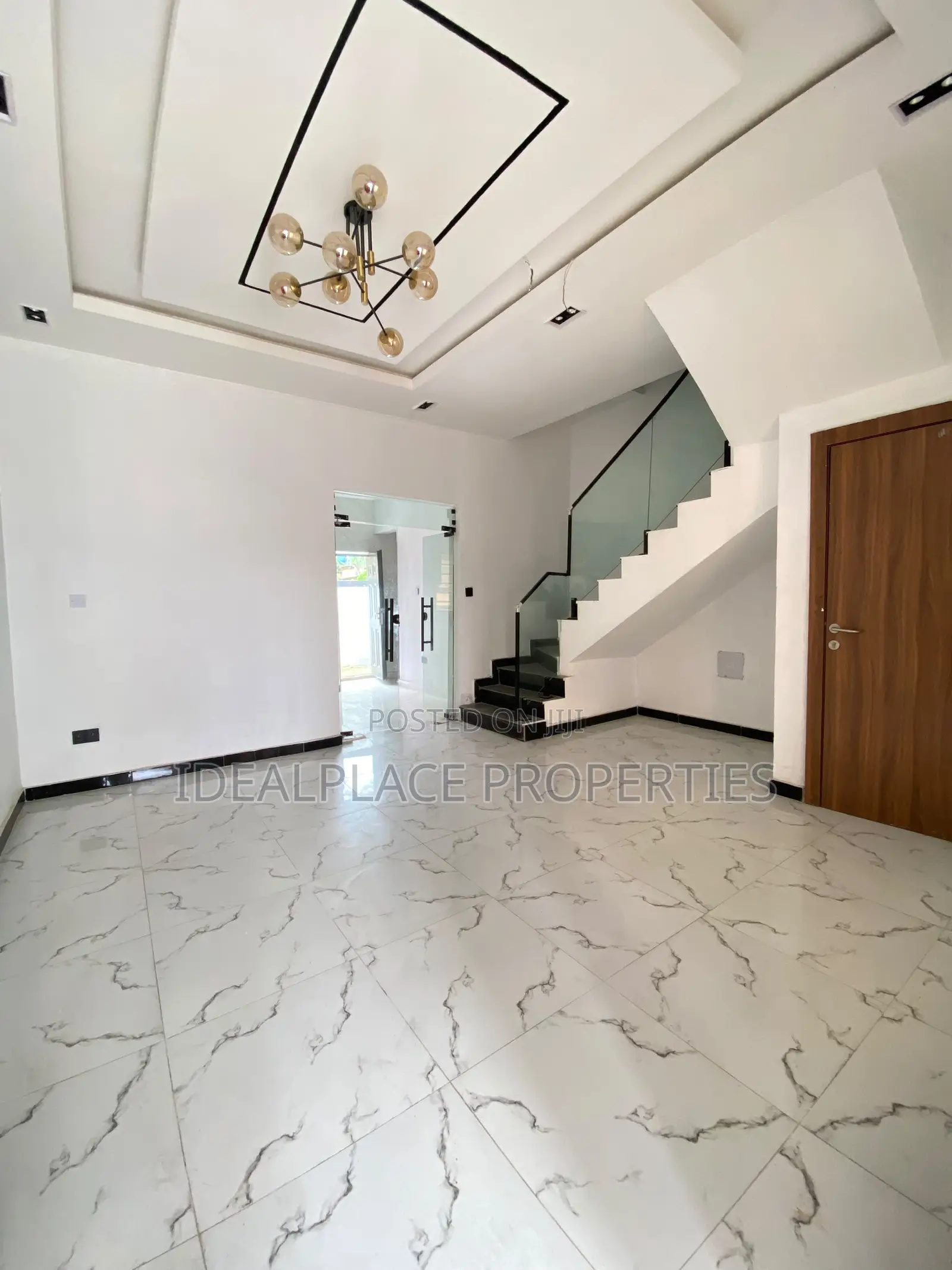 2bdrm Townhouse/Terrace in Sangotedo for sale in Sangotedo