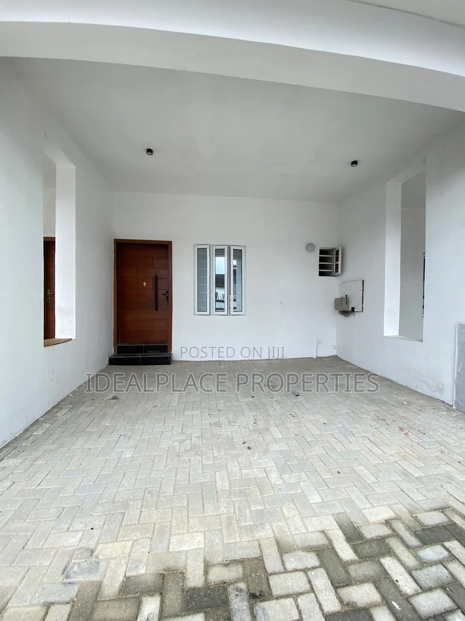 2bdrm Townhouse/Terrace in Sangotedo for sale in Sangotedo
