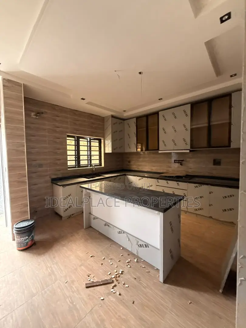 3bdrm Duplex in Ogba for sale in Ogba