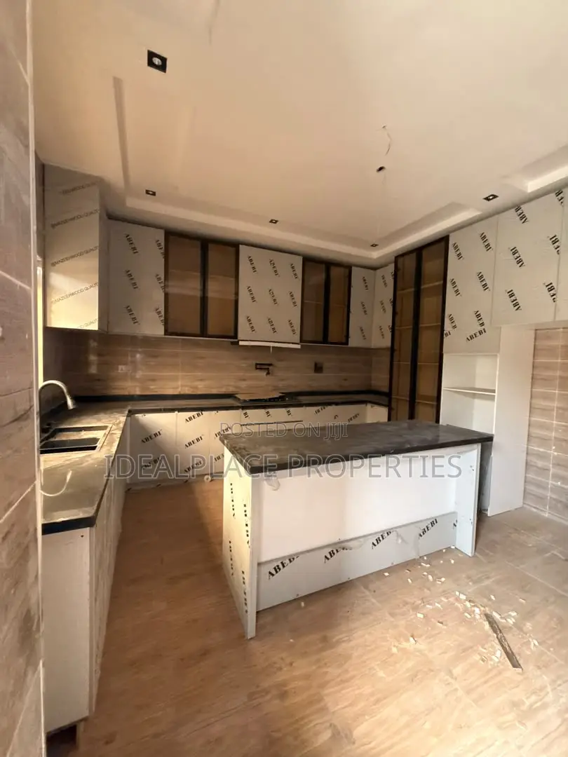 3bdrm Duplex in Ogba for sale in Ogba