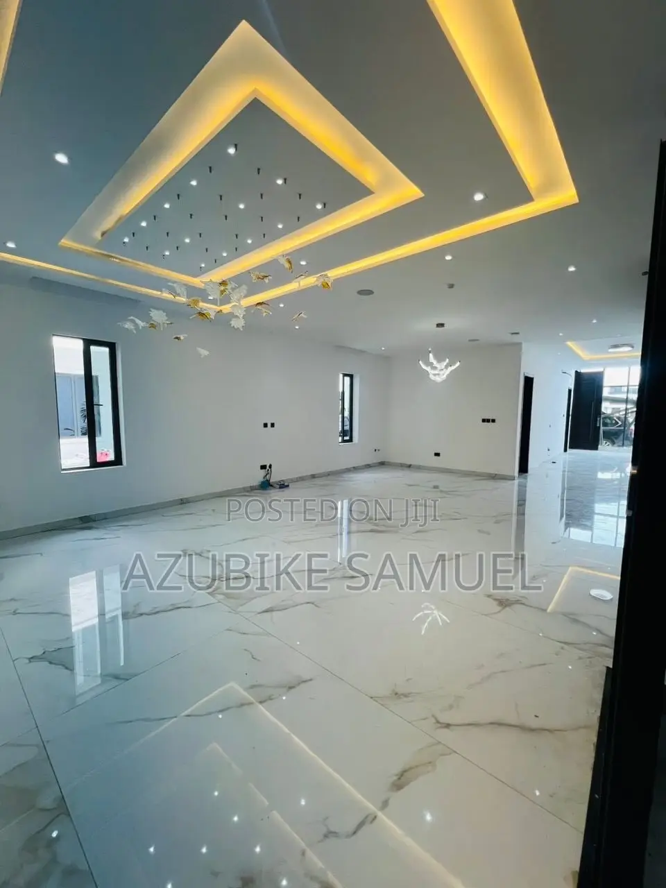 5bdrm Duplex in Cowrie Creek Ikate for sale in Ikate