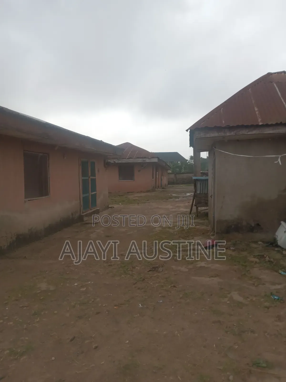 2bdrm Apartment in In-Between Road, Akure for sale in Akure