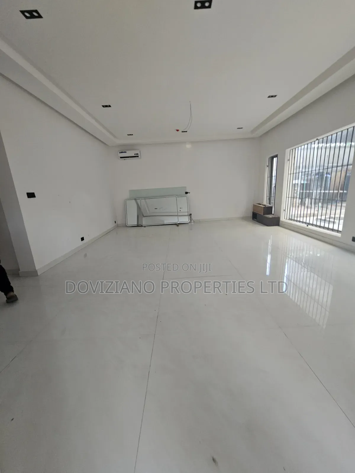 3bdrm Apartment in Banana Island for sale in Banana Island