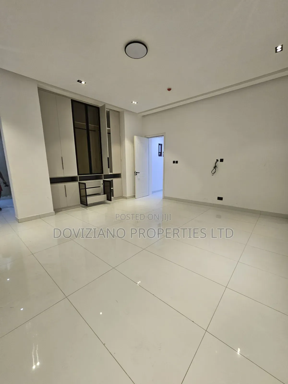 3bdrm Apartment in Banana Island for sale in Banana Island