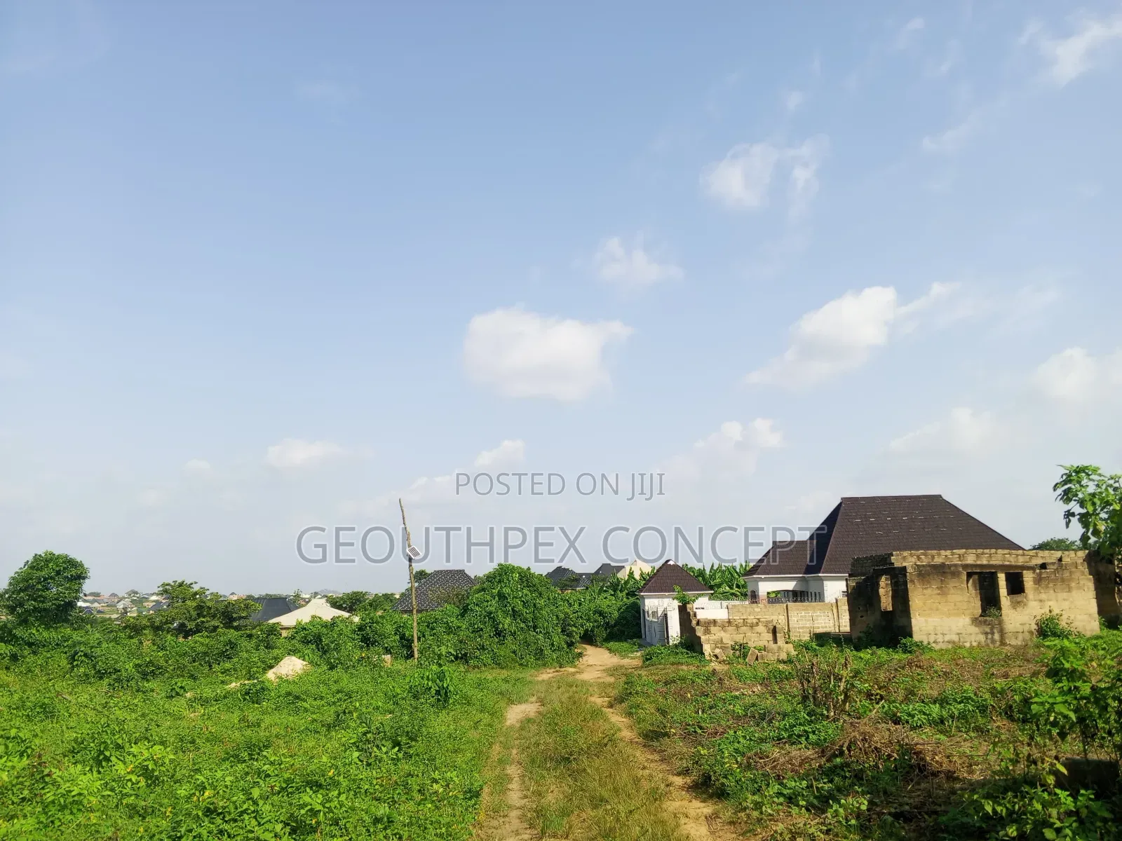 4bdrm Bungalow in Idi-Oke Estate for sale in Moniya