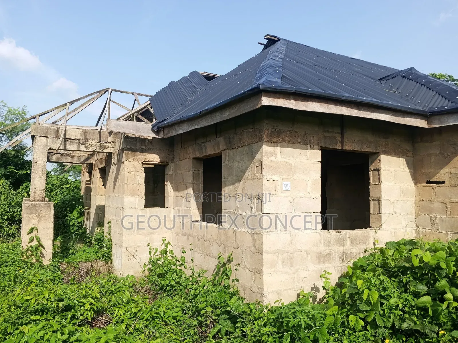 4bdrm Bungalow in Idi-Oke Estate for sale in Moniya