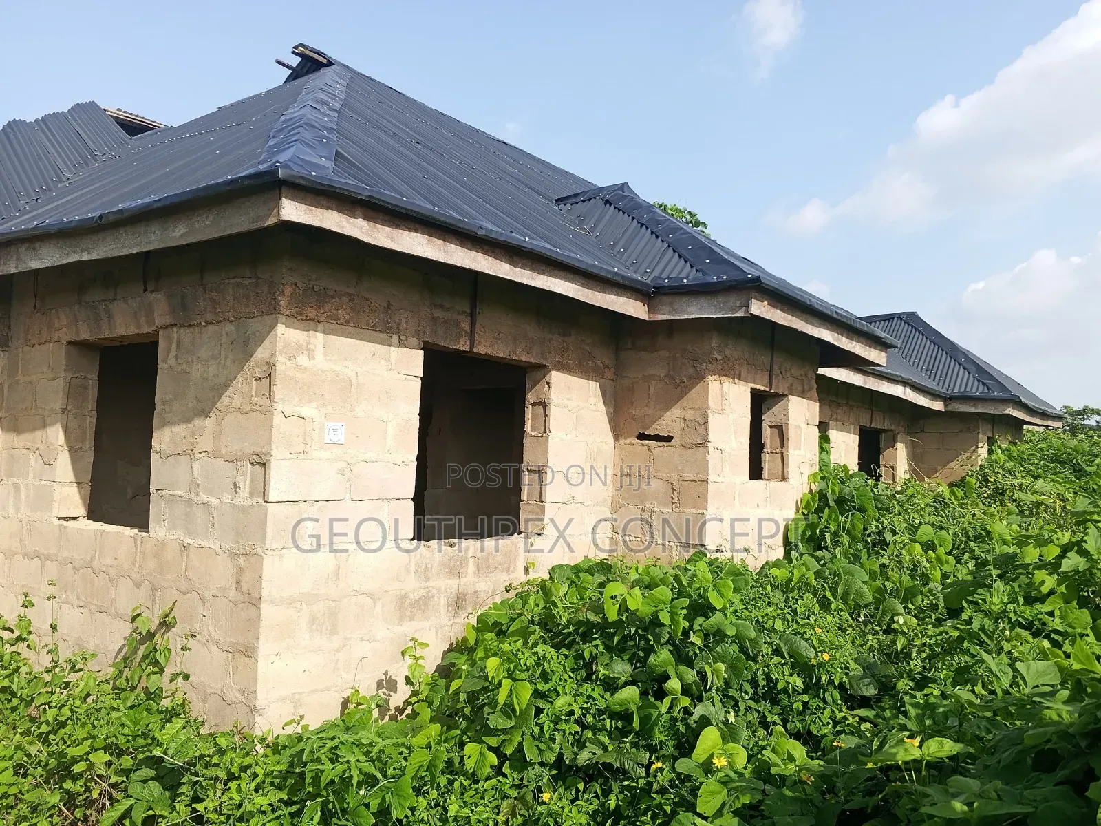 4bdrm Bungalow in Idi-Oke Estate for sale in Moniya