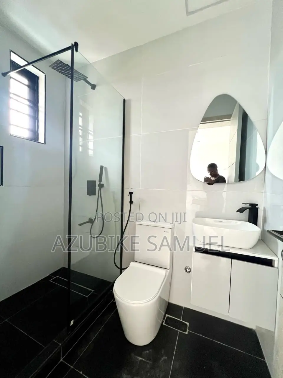 3bdrm Apartment in Lekki Phase 1Lagos for sale in Lekki Phase 1