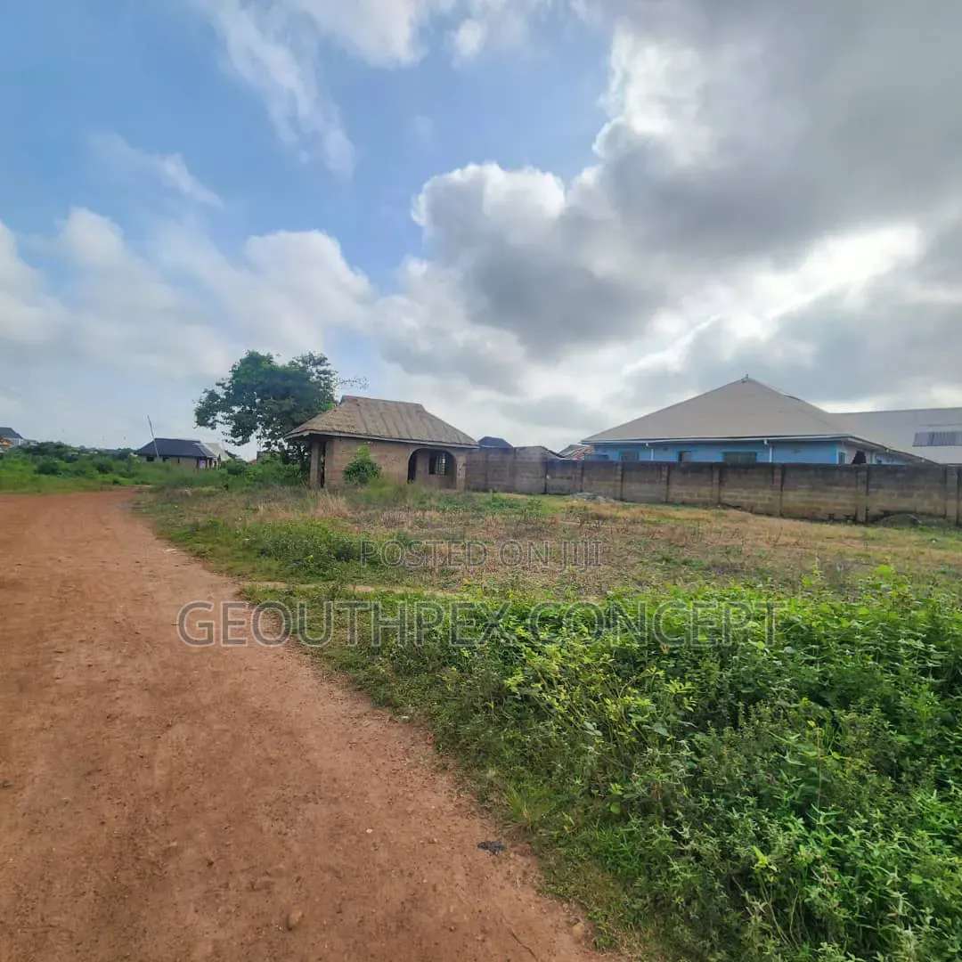 Plot of Land With Office and Shop in Moniya in Moniya