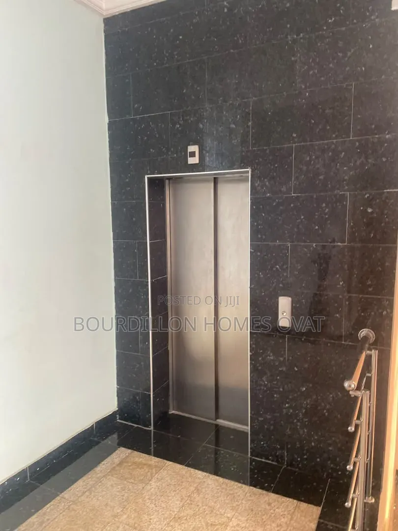 3bdrm Apartment in Old Ikoyi Lagos for rent in Old Ikoyi