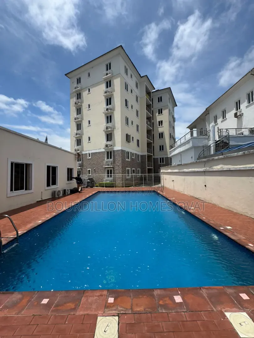 3bdrm Apartment in Lekki Phase 1 Lagos for rent in Lekki Phase 1