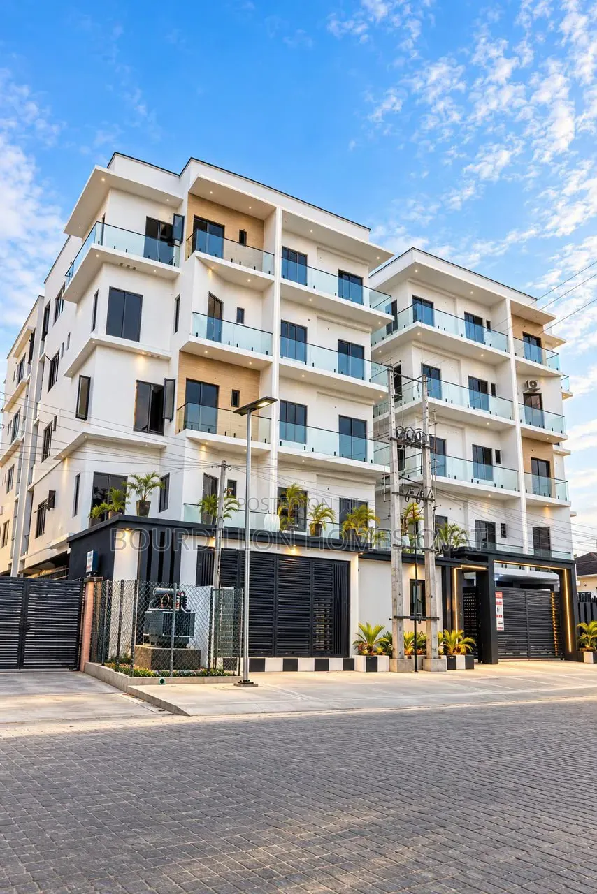 2bdrm Apartment in Lekki Phase 1 Lagos for sale in Lekki Phase 1